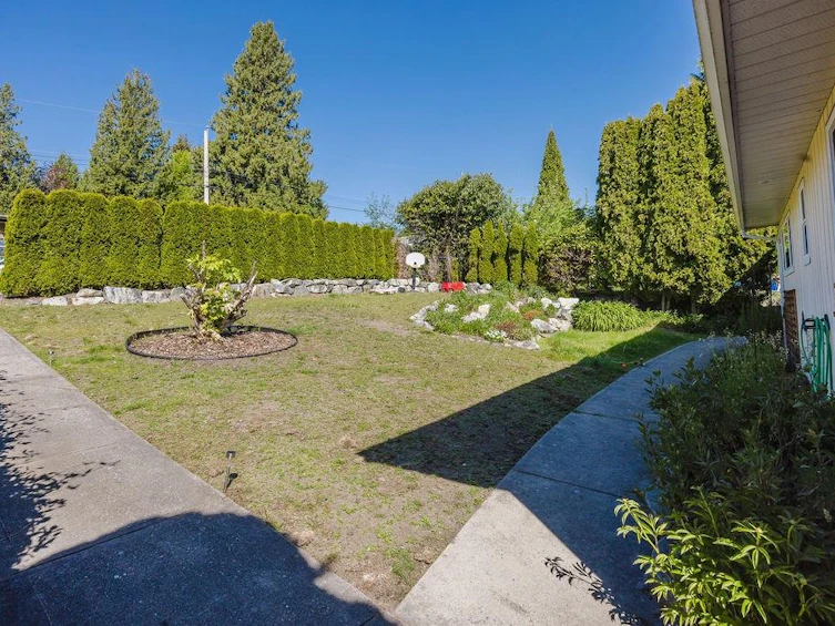 606 Martin Road, Gibsons, BC, V0N 1V9 - 30