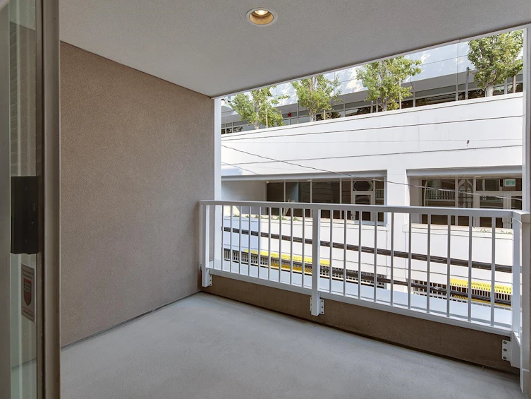 203-985 W 10th Avenue, Vancouver, BC, V5Z 1L9 - 4