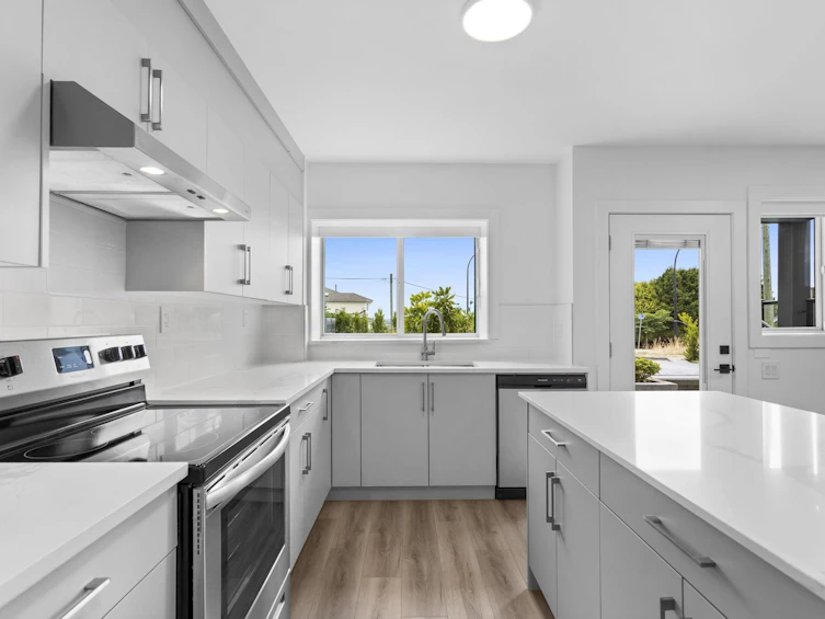 340 E Keith Road, North Vancouver, BC, V7L 1V7 - 33