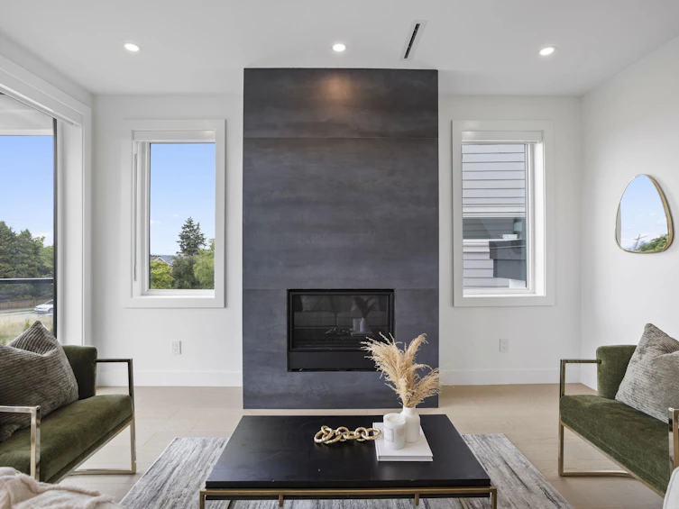 340 E Keith Road, North Vancouver, BC, V7L 1V7 - 4