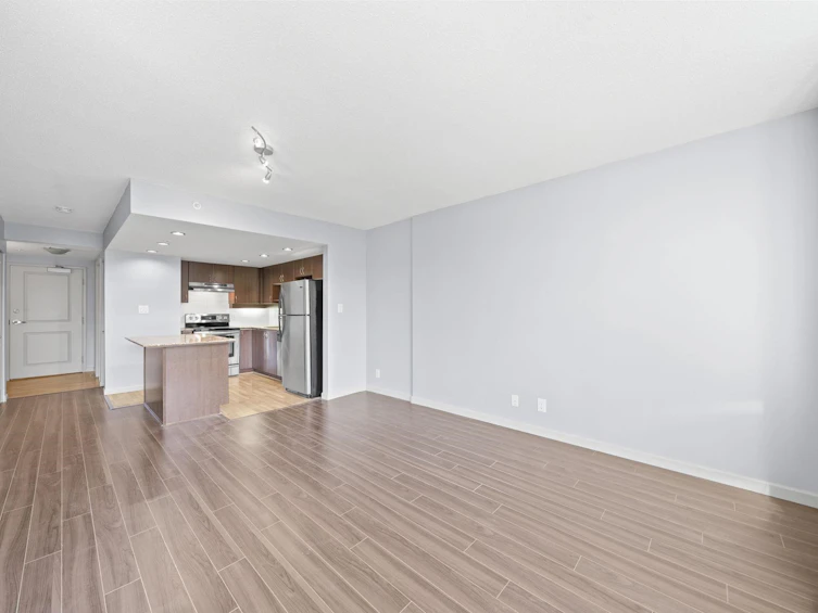 605-9262 University Crescent, Burnaby, BC, V5A 0A4 - 9