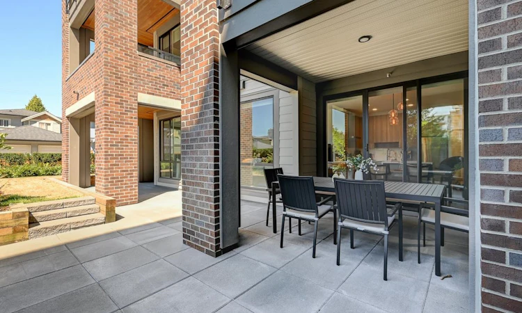 103-7599 15th Street