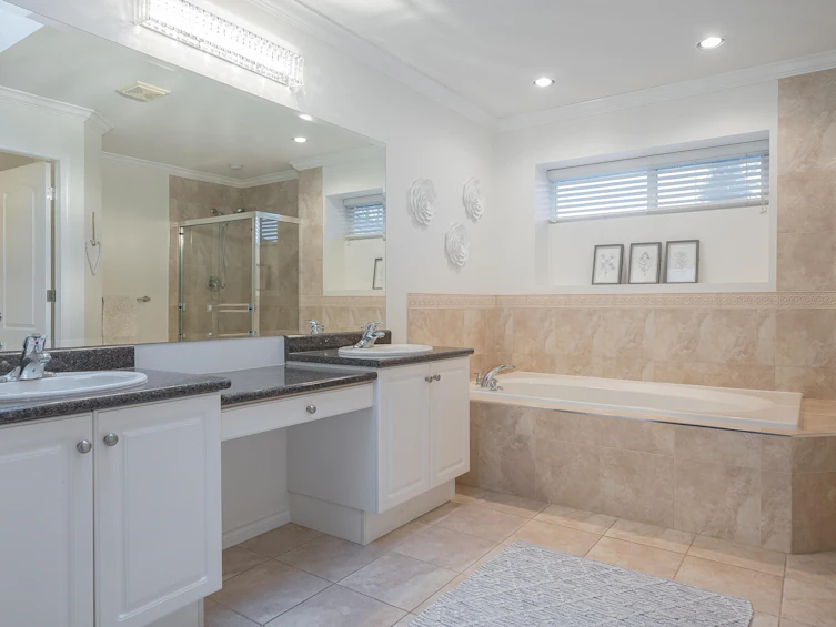21650 91 Avenue, Langley, BC, V1M 4C9 - 22