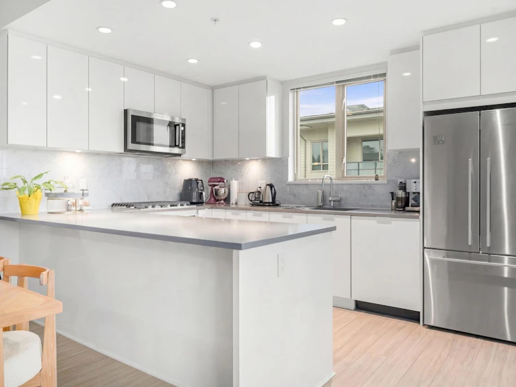 503-2632 Library Lane, North Vancouver, BC, V7J 0B8 - 7