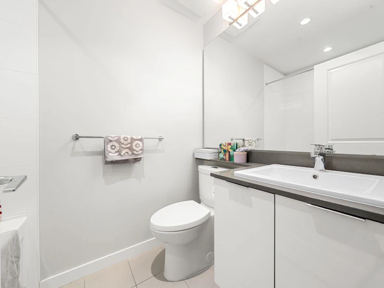 503-2632 Library Lane, North Vancouver, BC, V7J 0B8 - 18