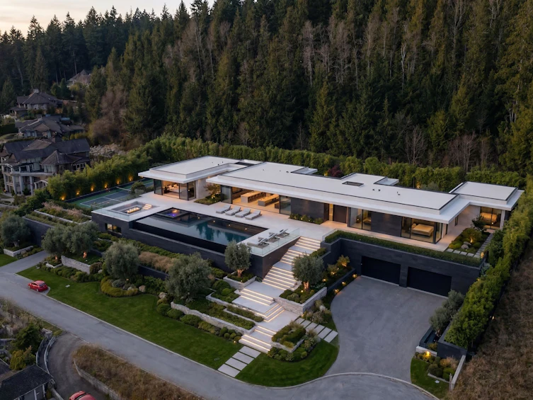 2345 Kadlec Court, West Vancouver, BC, V7S 3K3 - 34