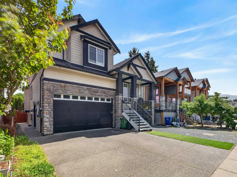 7186 Elwood Drive, Chilliwack, BC, V2R 1G8 - 2