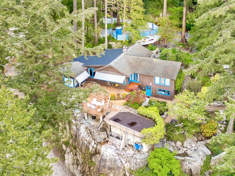 5056 The Byway, West Vancouver, BC, V7W 1L7 - 2