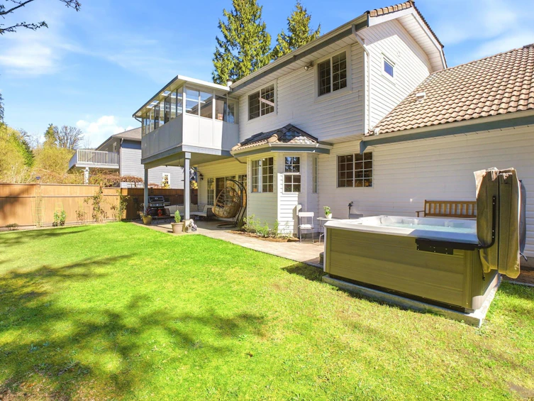 4063 Shone Road, North Vancouver, BC, V7G 2N4 - 36