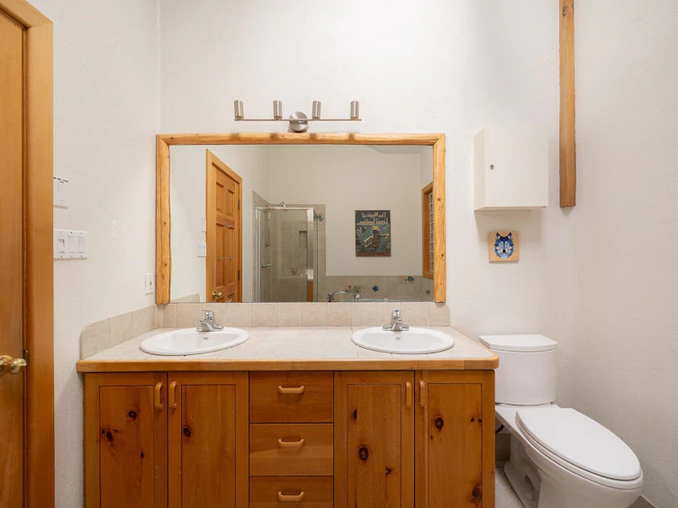 675 Cates Lane, Bowen Island, BC, V0N 1G2 - 30