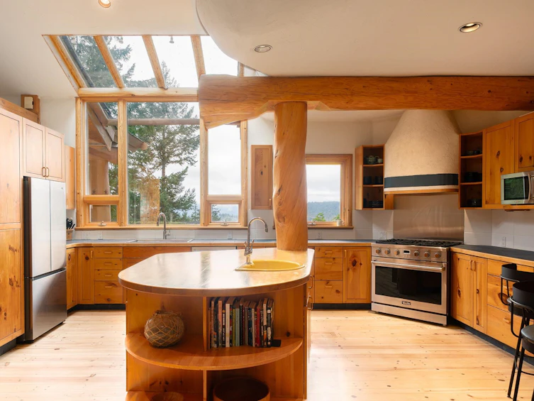 675 Cates Lane, Bowen Island, BC, V0N 1G2 - 12