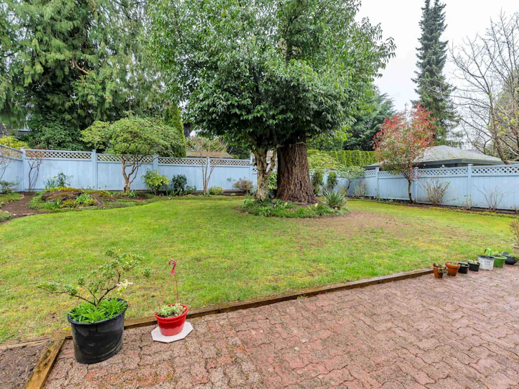 10672 Glenwood Drive, Surrey, BC, V4N 1T6 - 8