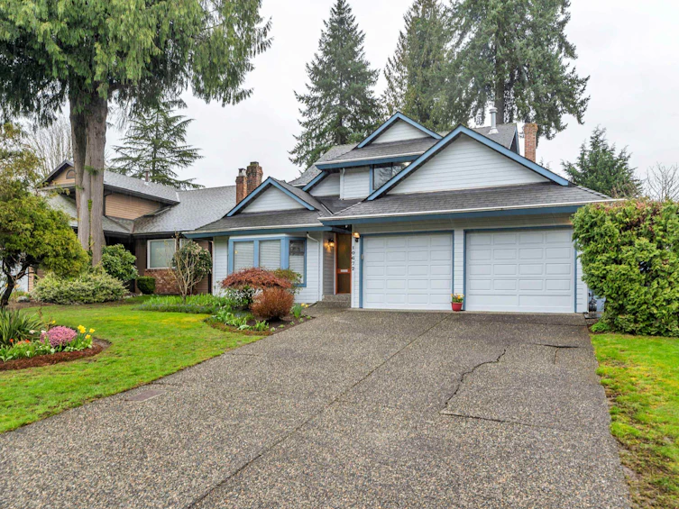 10672 Glenwood Drive, Surrey, BC, V4N 1T6 - 2