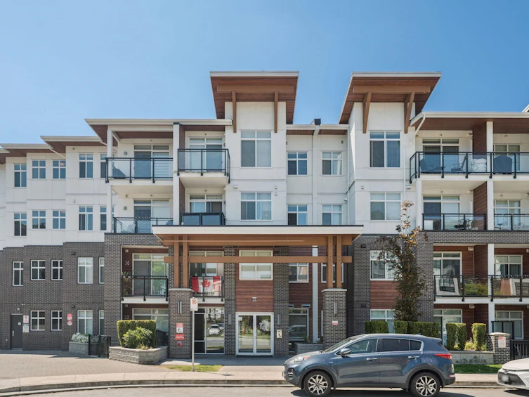 307-5415 Brydon Crescent, Langley, BC, V3A 0N4 - 2