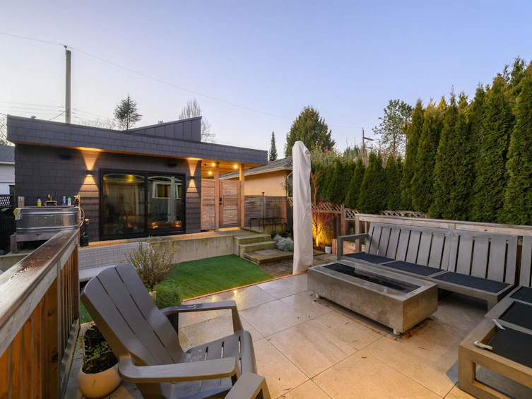 4241 Balkan Street, Vancouver, BC, V5V 3Z4 - 28