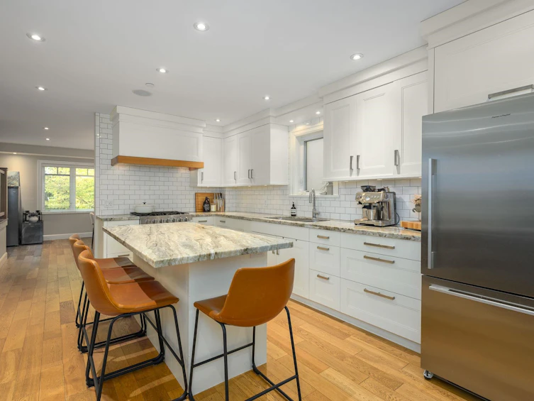 4241 Balkan Street, Vancouver, BC, V5V 3Z4 - 5