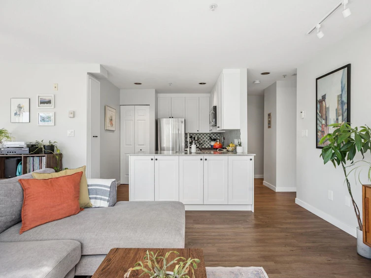 302-1510 Grant Street, Vancouver, BC, V5L 2Y2 - 4