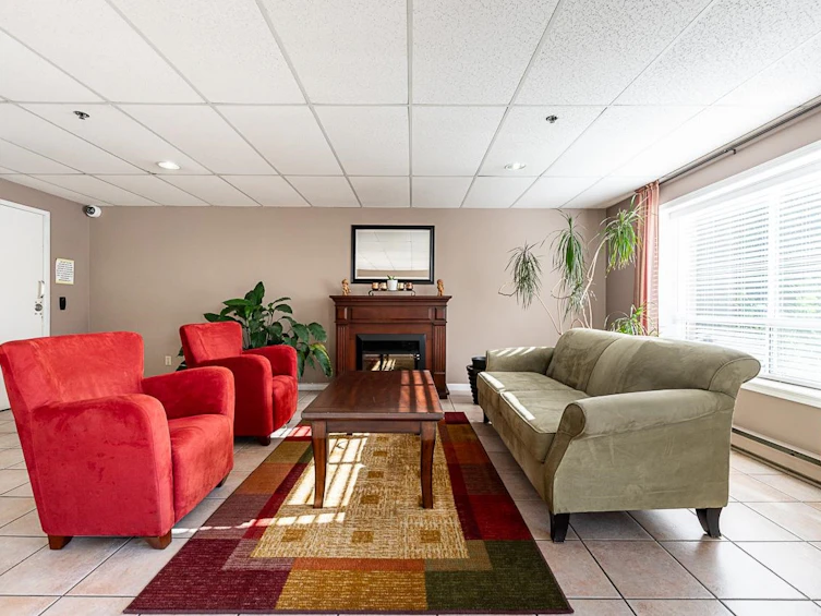 320-5710 201 Street, Langley, BC, V3A 8A8 - 4
