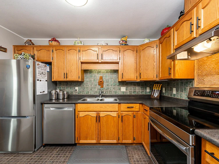 320-5710 201 Street, Langley, BC, V3A 8A8 - 14