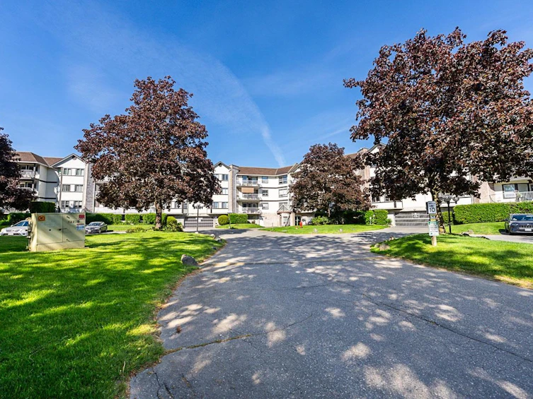320-5710 201 Street, Langley, BC, V3A 8A8 - 2