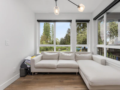 33-11851 232 Street - 5