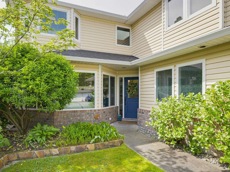 5954 49 Avenue, Delta, BC, V4K 4L4 - 2