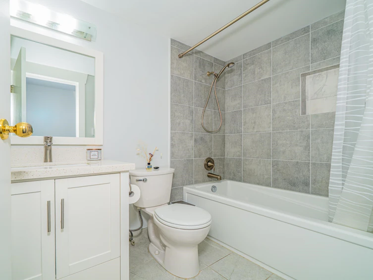 304-7700 Gilbert Road, Richmond, BC, V7C 3W2 - 18