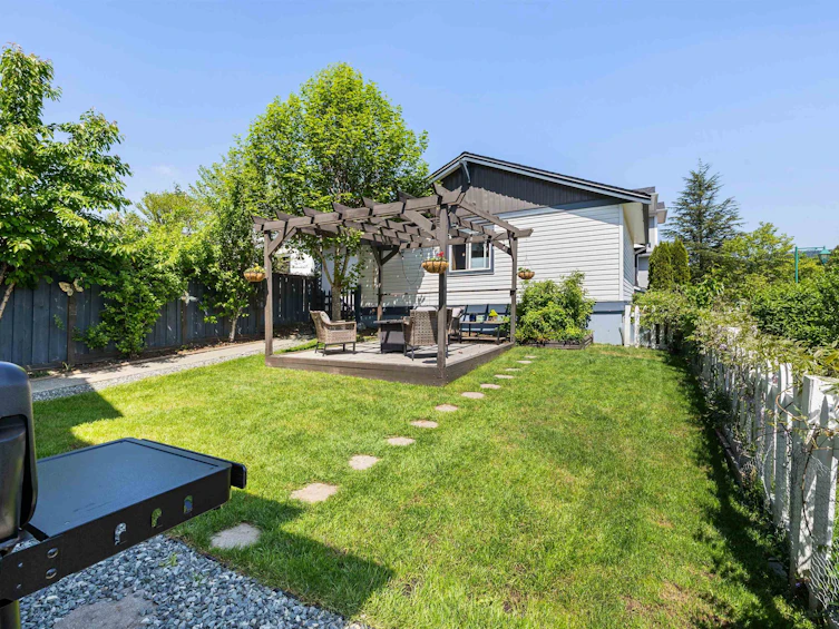 4330 Bill Reid Terrace, Abbotsford, BC, V3G 3C2 - 9