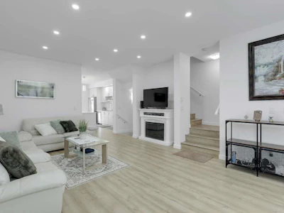 8-10433 158 Street - 5