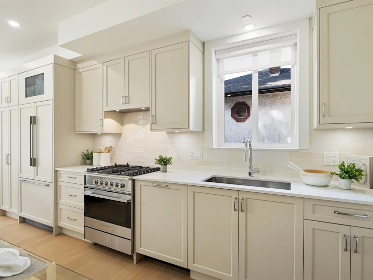 1-2447 E 41 Avenue, Vancouver, BC, V5R 2W2 - 3