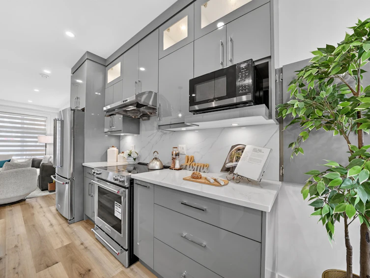 514 W 60th Avenue, Vancouver, BC, V6P 1Z7 - 9