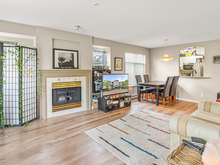 216-8220 Jones Road, Richmond, BC, V6Y 3Z7 - 3