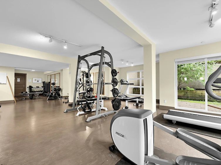 403-9339 University Crescent, Burnaby, BC, V5A 4Y1 - 23