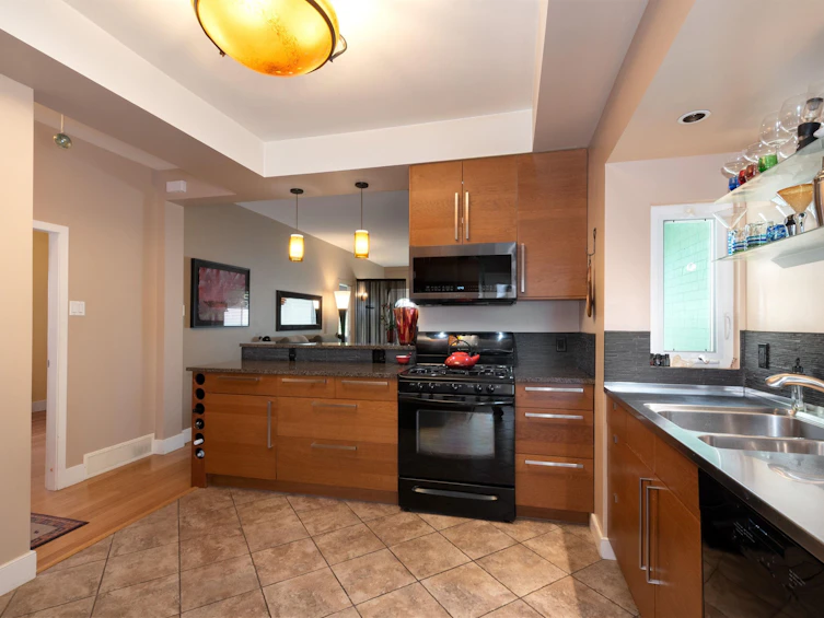 4961 St. Catherines Street, Vancouver, BC, V5W 3E9 - 16