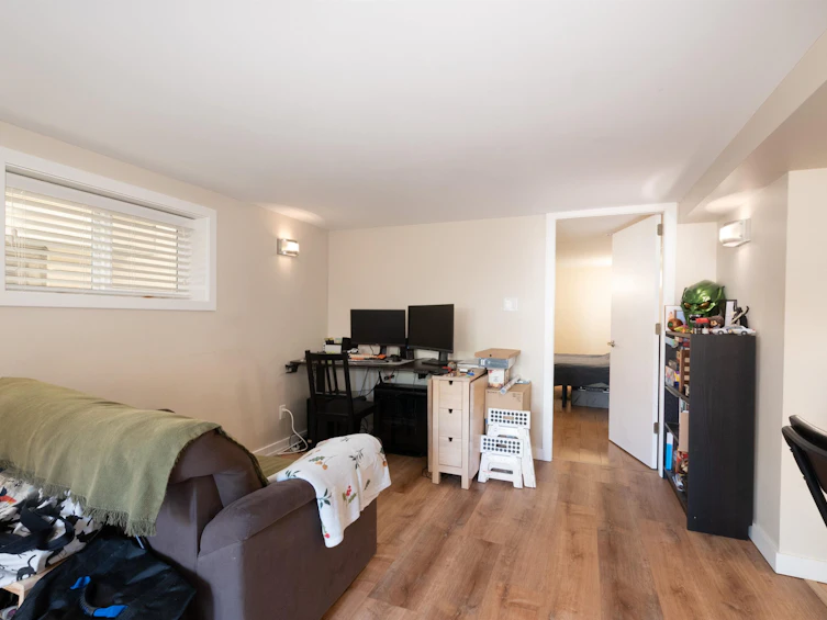 4961 St. Catherines Street, Vancouver, BC, V5W 3E9 - 26