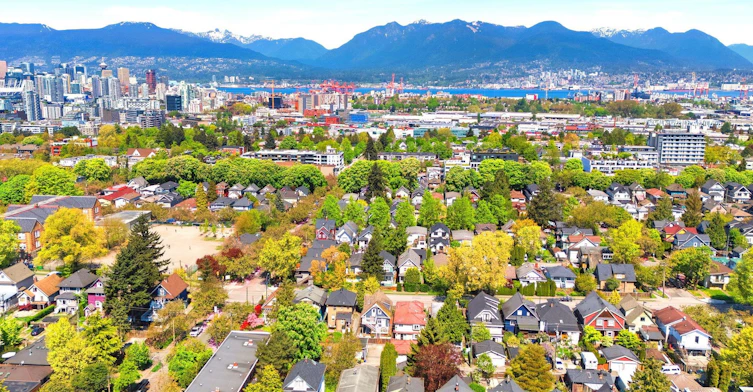 B-524 E 12th Avenue, Vancouver, BC, V5T 2H5