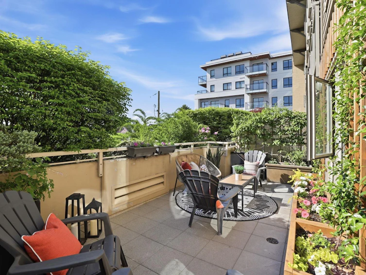 203-1689 E 13th Avenue, Vancouver, BC, V5N 0A5 - 2