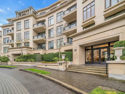 403-568 Waters Edge Crescent - 3