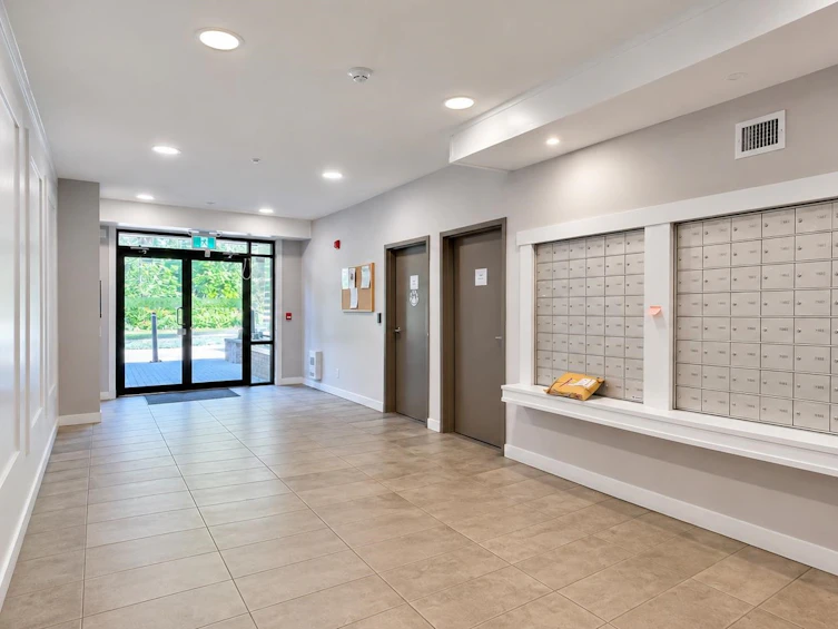 203-32690 14th Avenue, Mission, BC, V2V 0K5 - 2