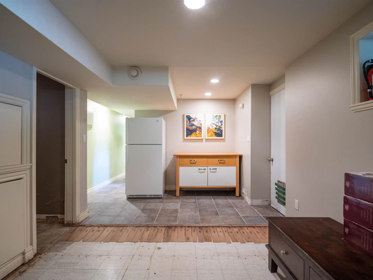 893 Friar Crescent, North Vancouver, BC, V7G 1M5 - 21