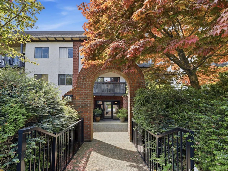 112-211 W 3rd Street, North Vancouver, BC, V7M 1E9 - 25