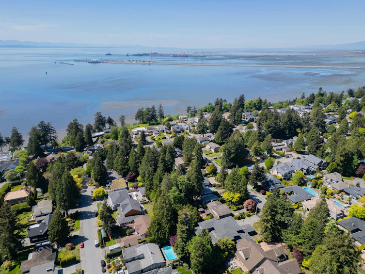 4894 1 Avenue, Delta, BC, V4M 1B3 - 34