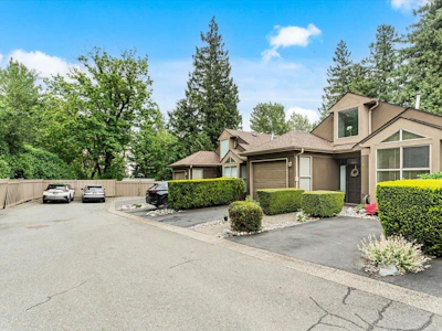 29-2058 Winfield Drive - 2