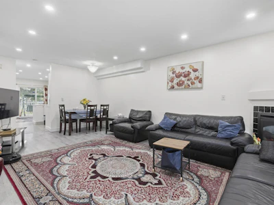 12-12110 75a Avenue - 3