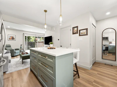 8916 Orion Place - 3