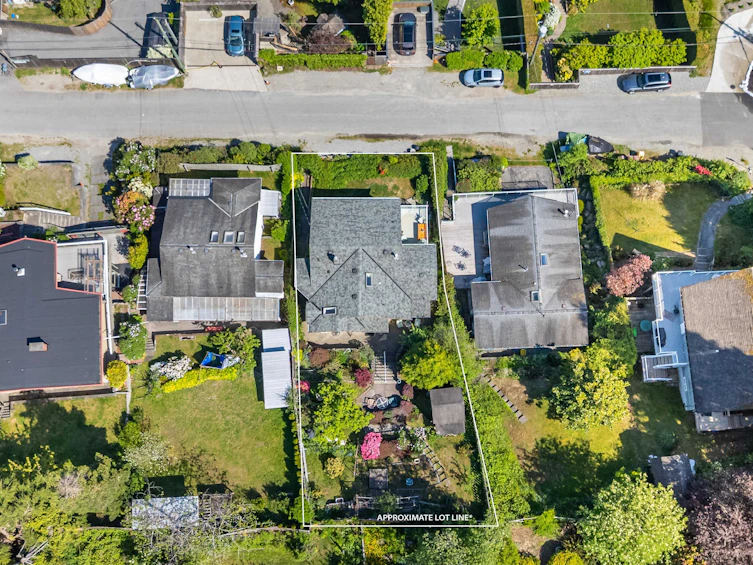 1077 Point Road, Gibsons, BC, V0N 1V1 - 32