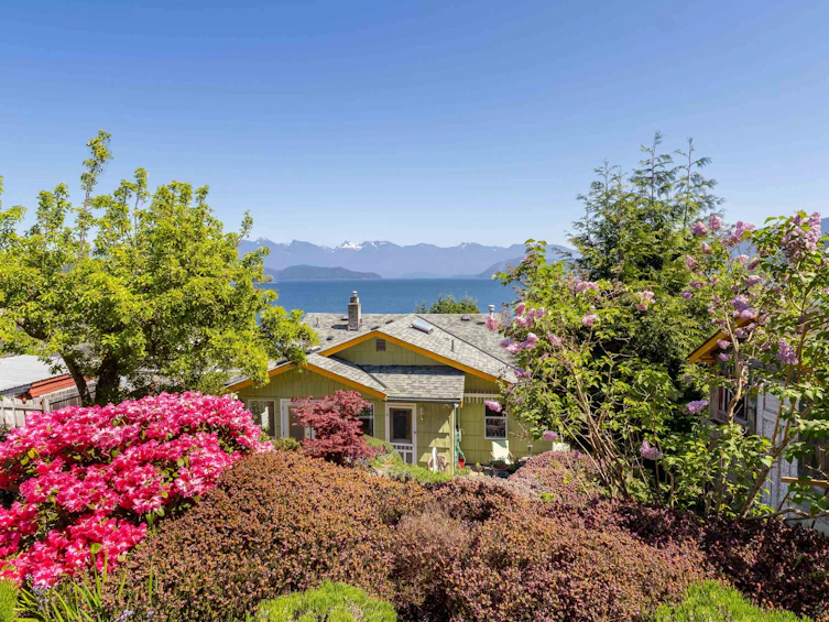 1077 Point Road, Gibsons, BC, V0N 1V1