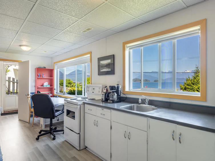 1077 Point Road, Gibsons, BC, V0N 1V1 - 27