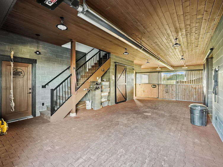 29415 Huntingdon Road, Abbotsford, BC, V4X 2K3 - 32