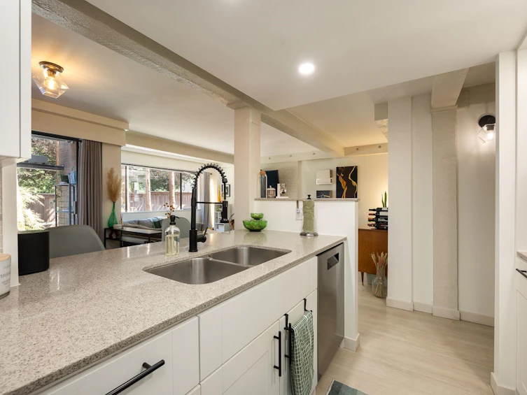 101-1535 Nelson Street, Vancouver, BC, V6G 1M2 - 8